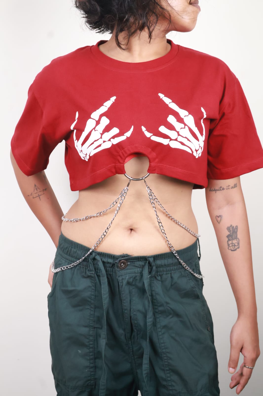 Women's Skeleton Hands Graphic Chain Crop Top